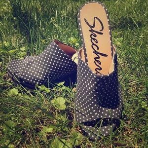 SOLD Sketchers Wedge Sandals sold on other app